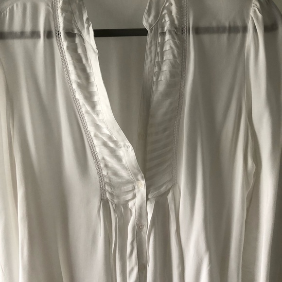 Shirt - Picture 2 of 6